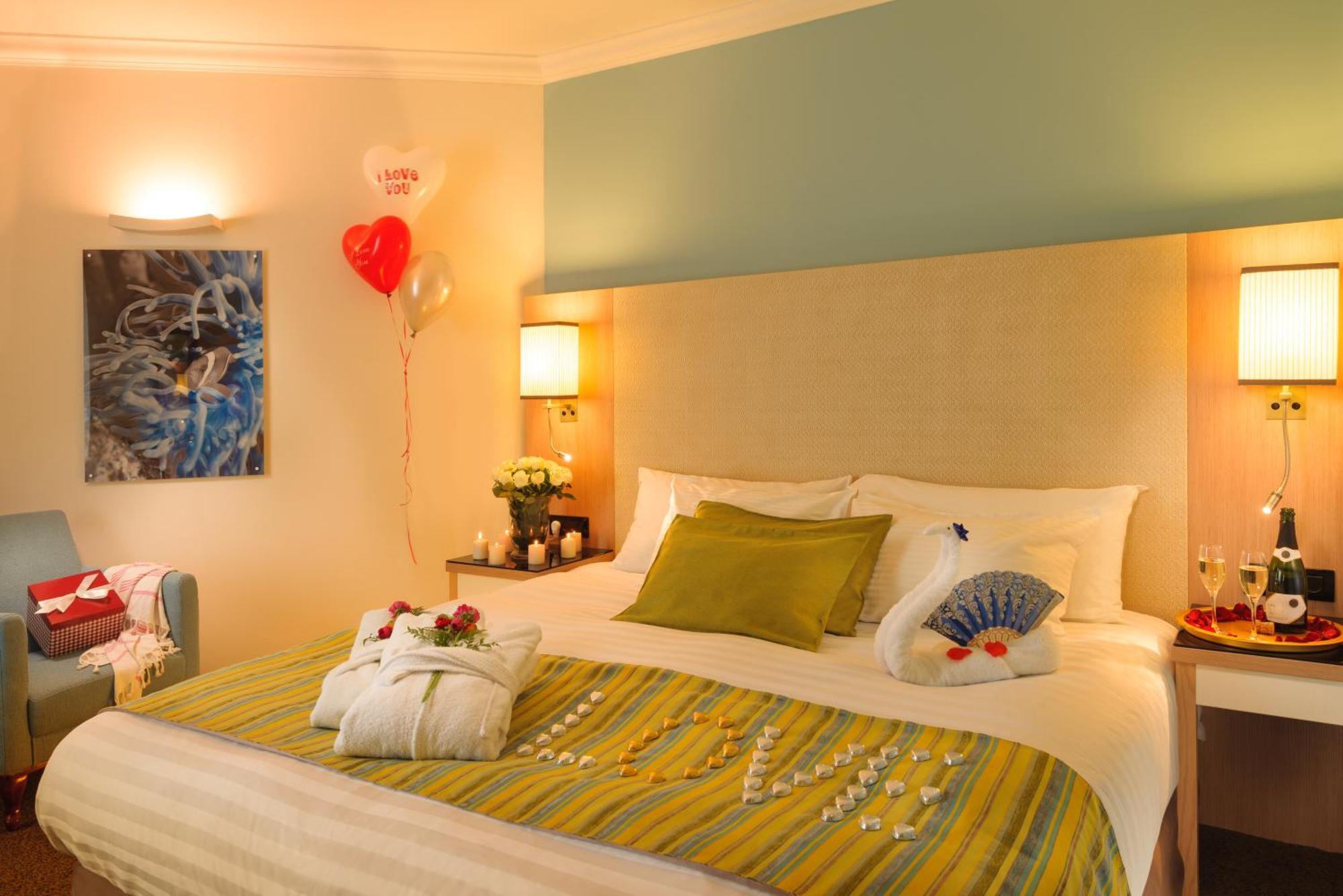 U Magic Palace Eilat Dış mekan fotoğraf A room at the hotel
